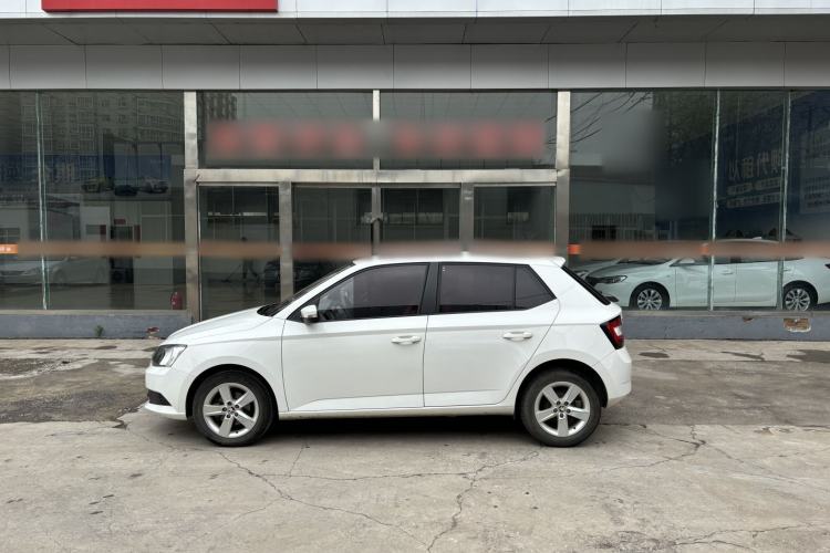 Used Skoda Fabia 2017 1.4L Manual Enjoy Edition
