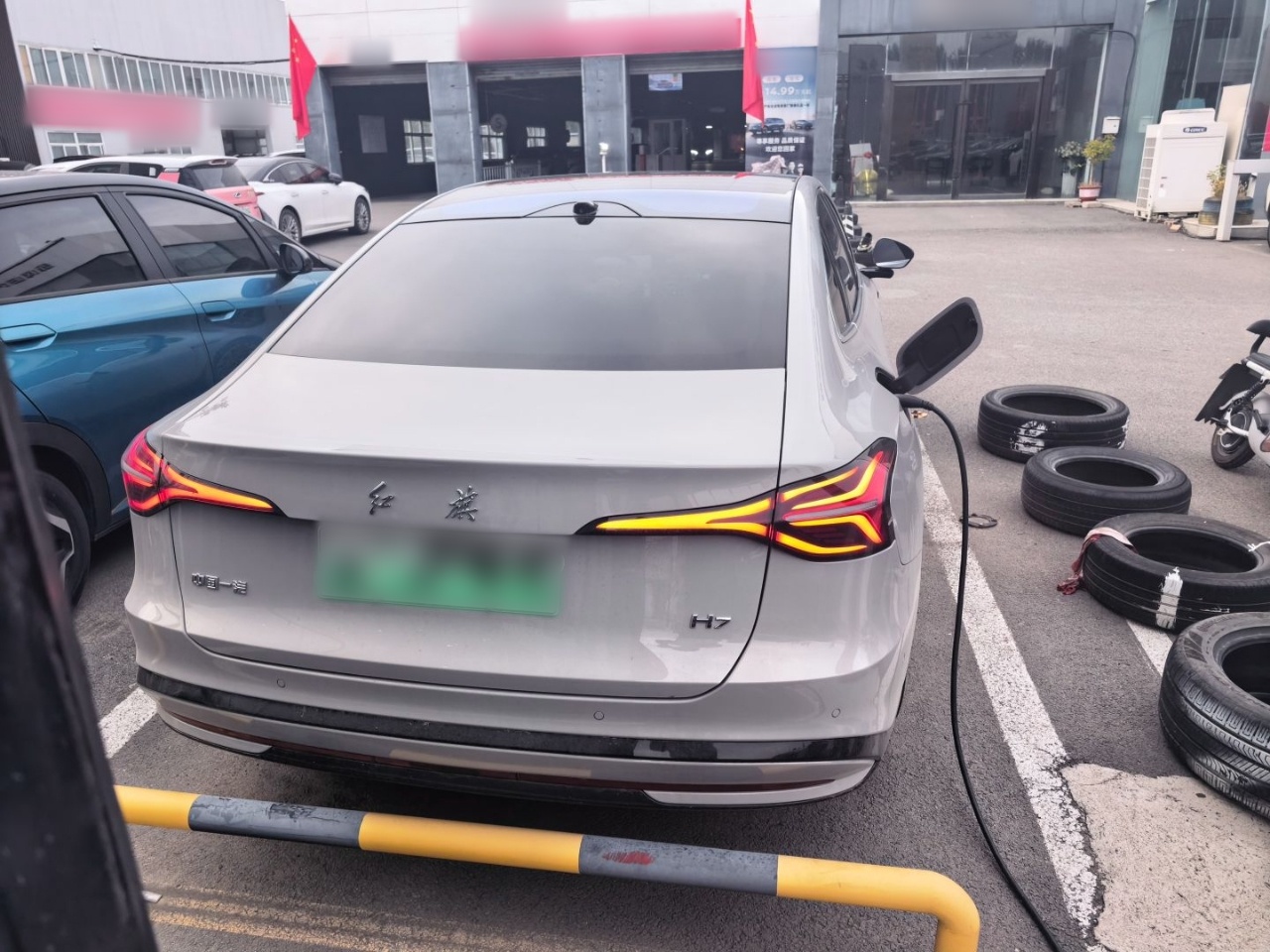 Hongqi H7 PHEV 2026 Model 240 Intelligent Hybrid — снимка 6