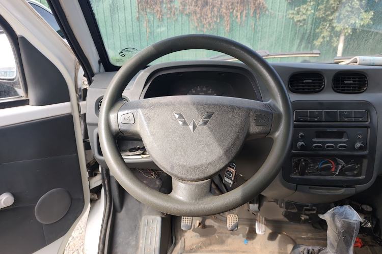 Used Wuling Zhiguang 2010 1.0L New Version Liye Style with Shorter Body