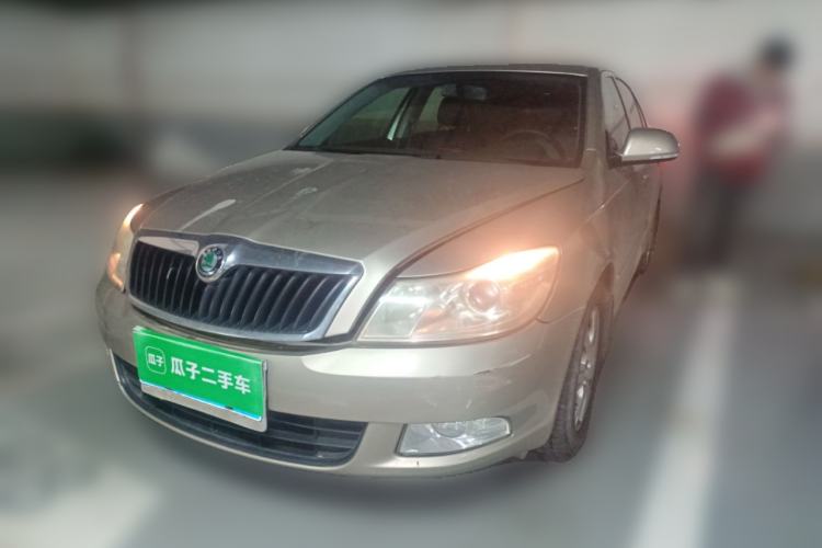 Used Skoda Octavia 2013 1.6L Manual Eado Edition