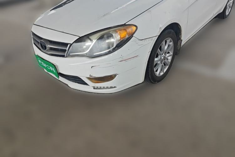 Used Soueast V5 Lingzhi 2012 1.5L Manual Luxury Version