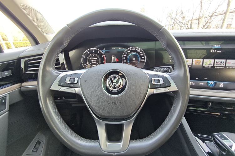 Used Volkswagen Touareg 2020 3.0 TSI Luxury Edition China VI
