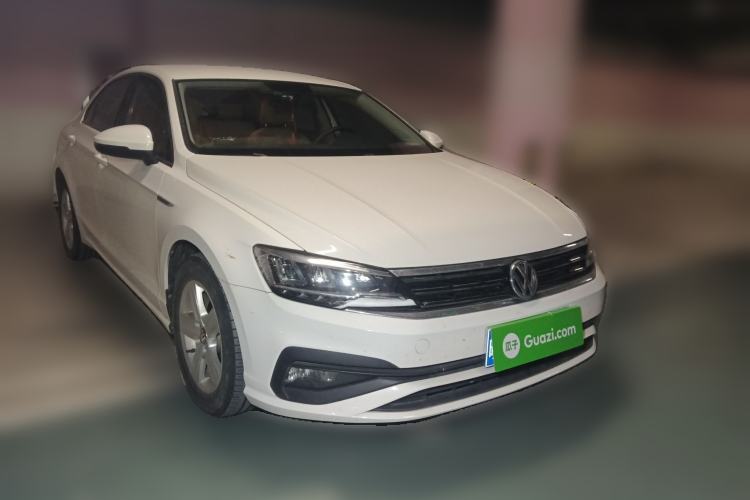 Used Volkswagen Lamando 2019 230TSI DSG Fashion Edition China V Standard
