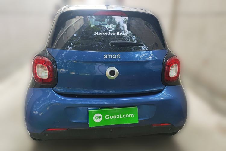 Used smart forfour 2018 0.9T 66 kW Pioneer Edition