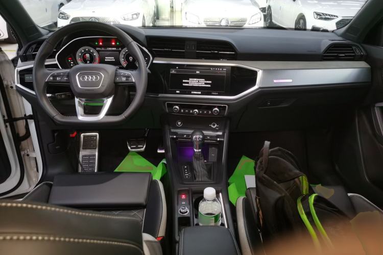 Used Audi Q3 2024 35 TFSI Fashion Dynamic Edition
