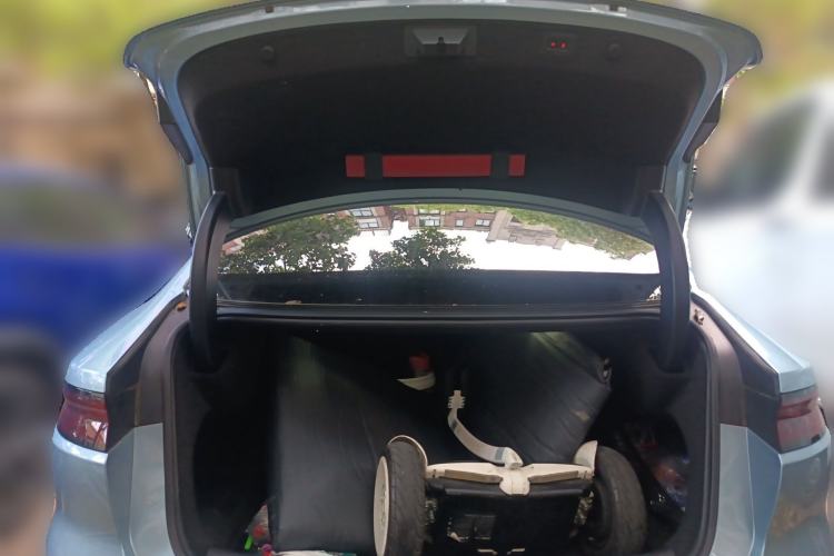 Used BYD Han 2024 EV Glory Edition 506KM Front-Wheel-Drive Premium Model Trunk