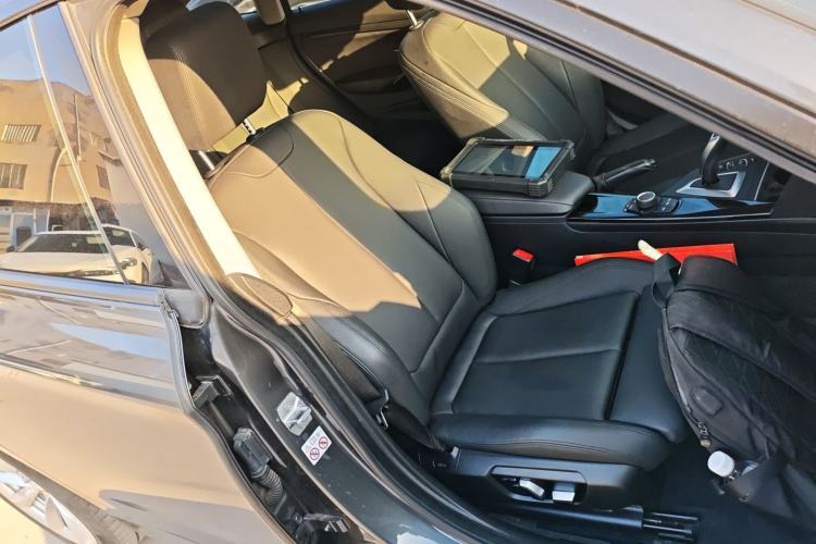 Used BMW 3 Series GT 2018 320i Sport Edition