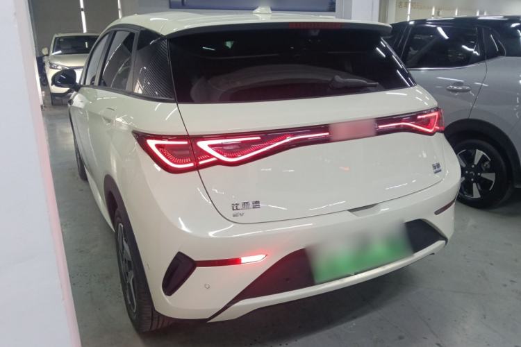 Used BYD Dolphin 2025 Smart Drive Version 420 km Freedom Edition
