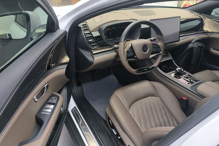 Used BYD Han 2020 EV Four-Wheel Drive High-Performance Flagship Model
