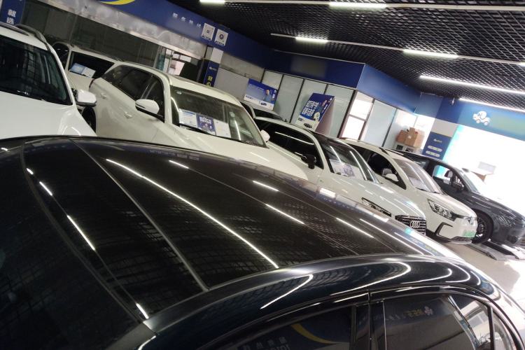 Used Mercedes-Benz C-Class 2024 Facelifted C-Class 260 L Night Edition Sports Version Roof