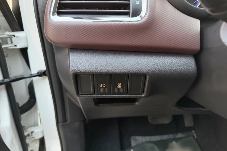 Used Suzuki Vitara S-Cross 2017 1.6L CVT Two-Wheel Drive Urban Advanced Model
