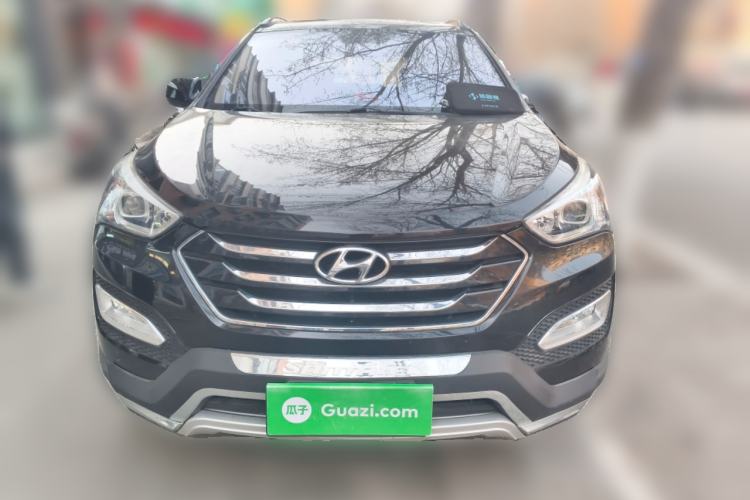 Used Hyundai Santa Fe 2013 2.4L Automatic 4x4 Comfort Edition Front