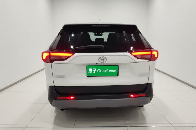 Used Toyota RAV4 2021 2.0L CVT Two-Wheel Drive Fashion PLUS Edition