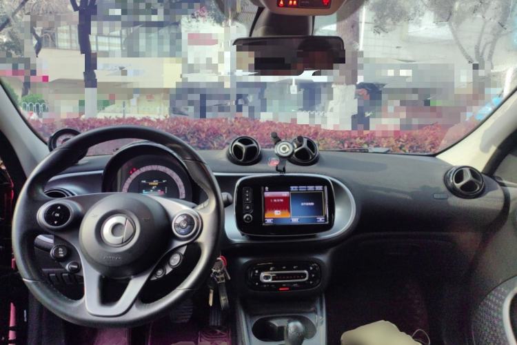 Used smart forfour 2018 0.9T 66 kW Pioneer Edition
