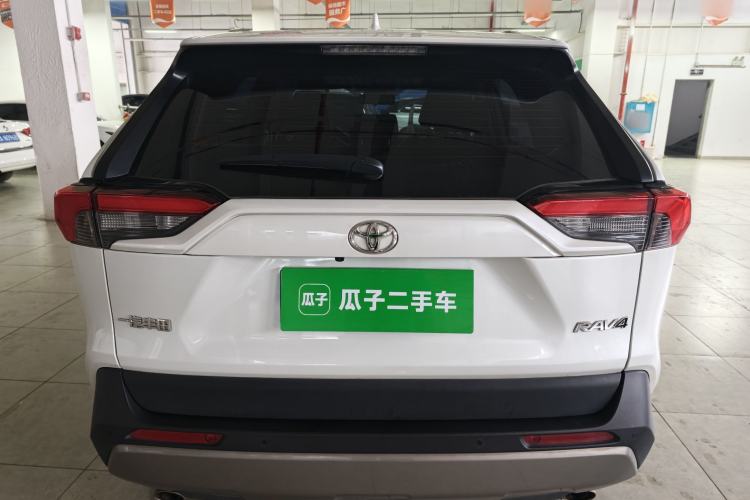 Used Toyota RAV4 2023 2.0L CVT Two-Wheel Drive Fashion Plus Edition Rear