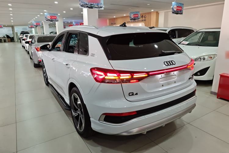 Used Audi Q4 e-tron 2023 50 e-tron quattro Visionary Edition Exterior 2