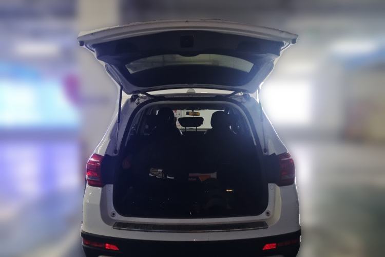 Used Haval H6 2019 Sport Edition 1.5T Automatic Two-Wheel Drive Elite Model China VI Trunk