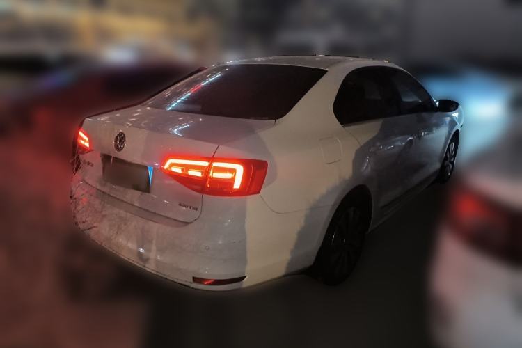 Used Volkswagen Sagitar 2017 230TSI Automatic Comfort Version Rear Right 45 Deg