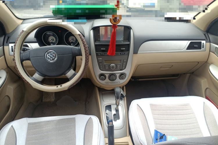 Used Buick Excelle 2013 1.5L Automatic Classic Model
