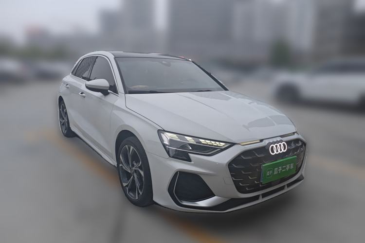 Used Audi A3 2025 Sportback 35TFSI Prestige Edition Front Right 45 Deg