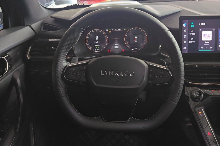 Used Lynk & Co 06 2023 Remix 1.5T Hero
