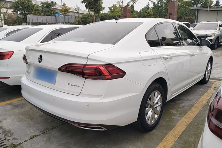 Used Volkswagen Bora 2021 1.5L Automatic Elite Smart Connect Edition
