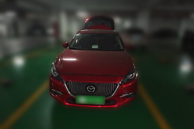 Used Mazda 3 Axela 2017 Hatchback 1.5L Automatic Luxury Model Emission Standard China V