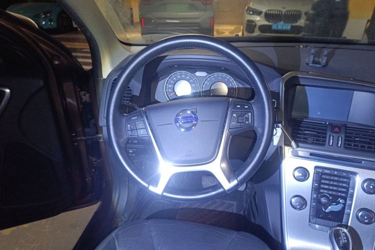 Used Volvo XC60 2013 T5 Comfort Edition