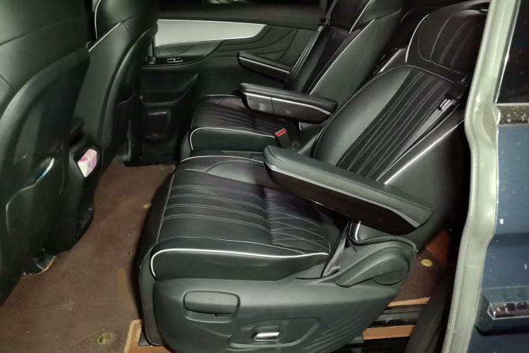 Used Roewe iMAX8 2021 400TGI Flagship Edition
