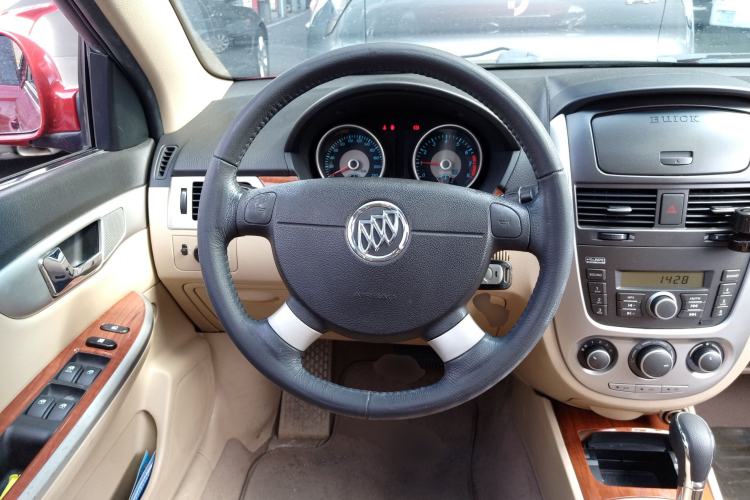 Used Buick Excelle 2013 1.5L Automatic Luxury Model Steering Wheel