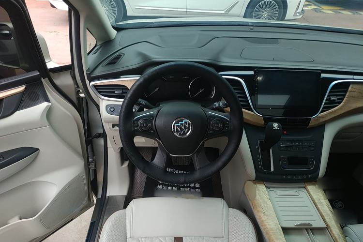 Used Buick GL8 2018 ES 28T Comfort Model China VI Standard