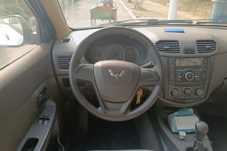 Used Wuling Hongguang 2020 1.2L S Base Model China VI LSI