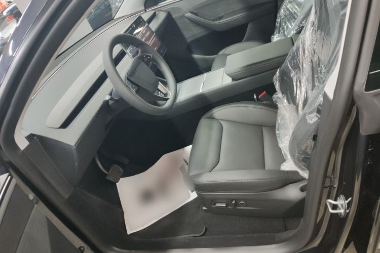 Used Tesla Model Y 2025 Updated Version Long-Range All-Wheel Drive