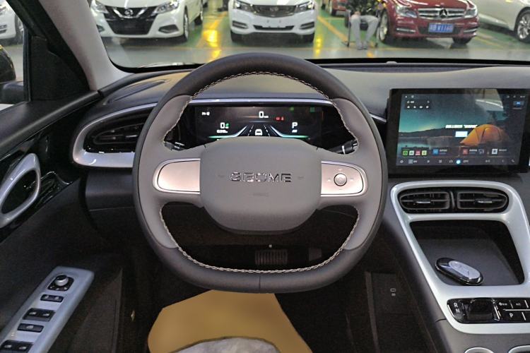 Used Geely Galaxy Geome 2026 Model 310km Youth Edition Steering Wheel