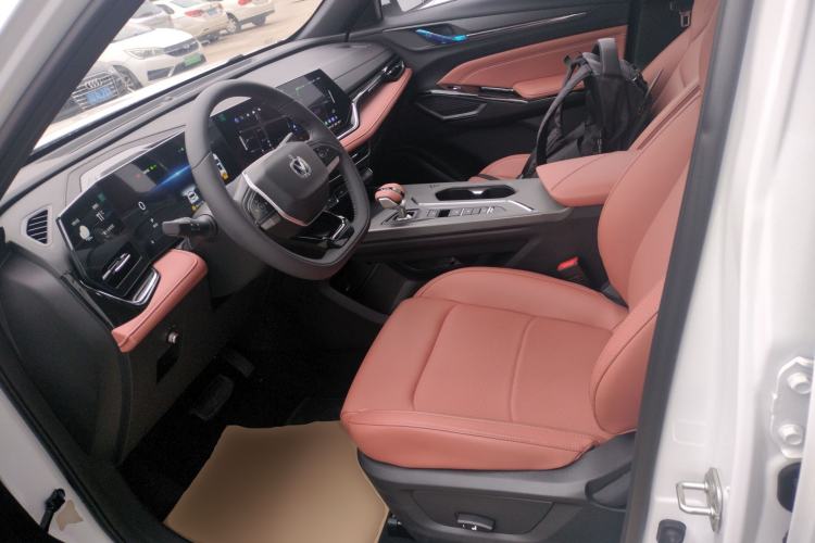 Used Changan X5 PLUS 2026 Model, Second Generation, 1.5T Transcendence PRO