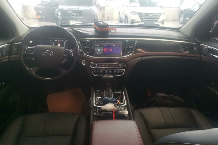 Used GAC Trumpchi GS8 2017 320T Two-Wheel Drive Luxury Smart Connectivity Version (7 Seats)
