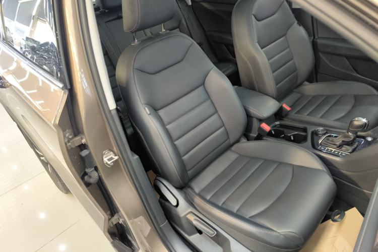 Used Volkswagen Tharu 2019 330TSI Four-Wheel Drive Flagship Model China VI Standard
