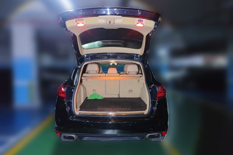 Used Porsche Cayenne 2014 Cayenne Platinum Edition 3.0T