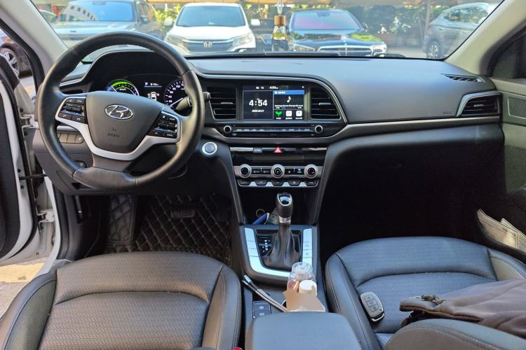 Used Hyundai Elantra PHEV 2019 1.6L PHX Le Xing Edition
