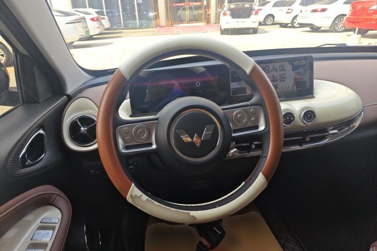 Used Wuling Bingo 2023 333 km Lingxi Connected+ Version
