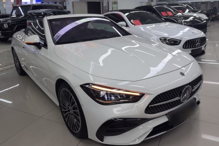 Used Mercedes-Benz CLE 2024 CLE 260 Convertible Coupe Front Right 45 Deg