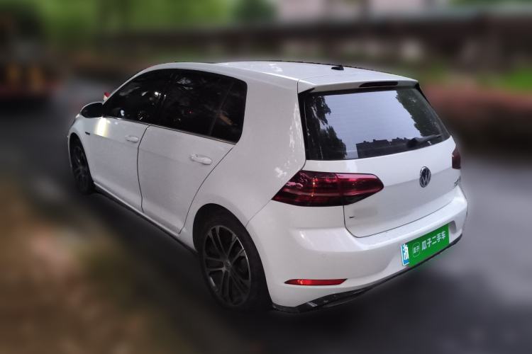 Used Volkswagen Golf 2020 Charming Edition 280TSI DSG R-Line Rear Left 45 Deg