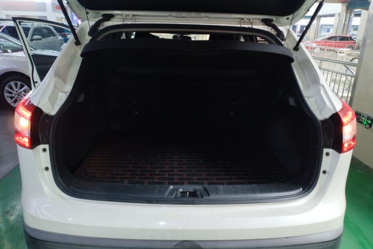 Used Nissan Qashqai 2016 2.0L CVT Luxury Edition
