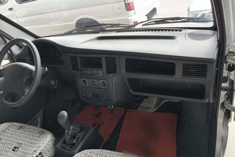 Used Wuling Zhiguang 2020 1.2L Van Utility Model China VI Emission Standard 2 Seats LSI
