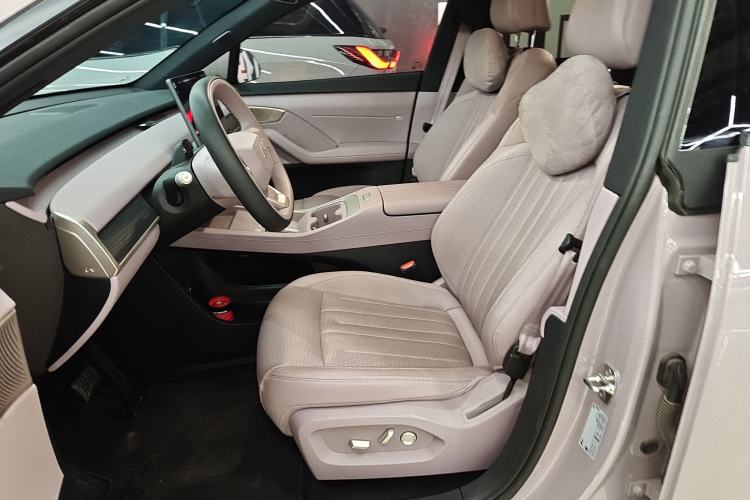 Used ONVO L60 2024 60 kWh Rear-Drive Version
