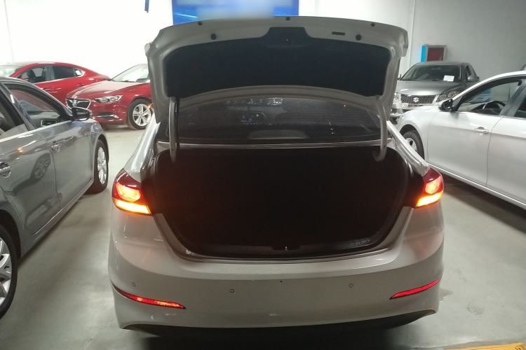 Used Hyundai Elantra (6th Generation / Lingdong) 2016 1.6L Automatic ZhiXuan – Elite Version Trunk
