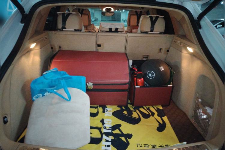 Used Porsche Macan 2014 Macan 2.0T Trunk