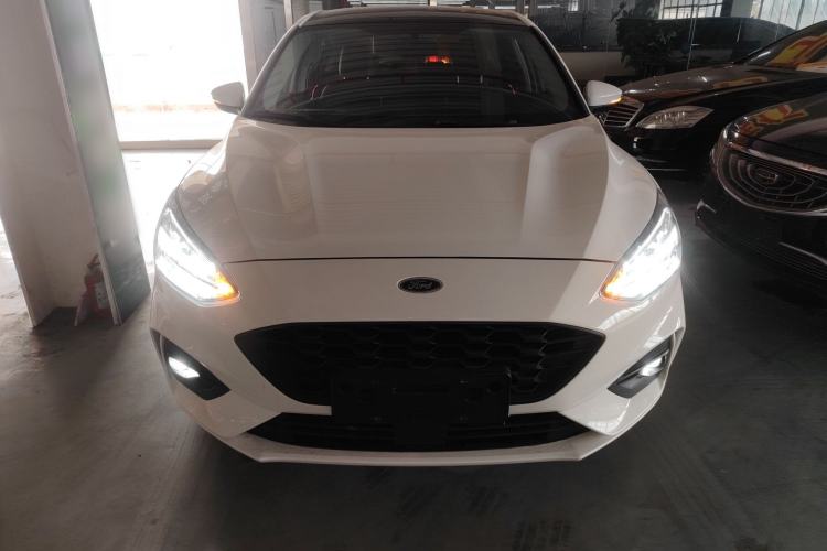 Used Ford Focus 2021 Hatchback EcoBoost 180 Automatic Titanium Edition