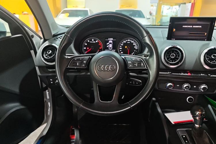 Used Audi A3 2019 Limousine 35 TFSI Fashion Edition China VI Emission Standard