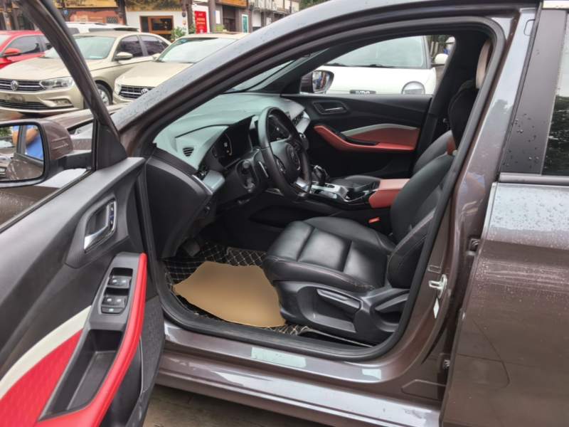 Used MG 5 2021 Revised 300TGI DCT Qingshè Luxurious Enjoyment Edition — 15